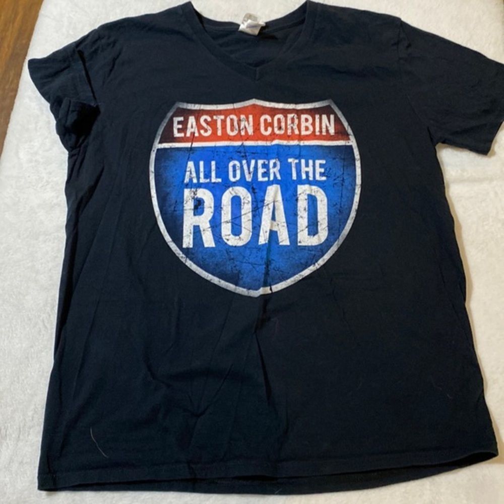 Easton Corbin tee